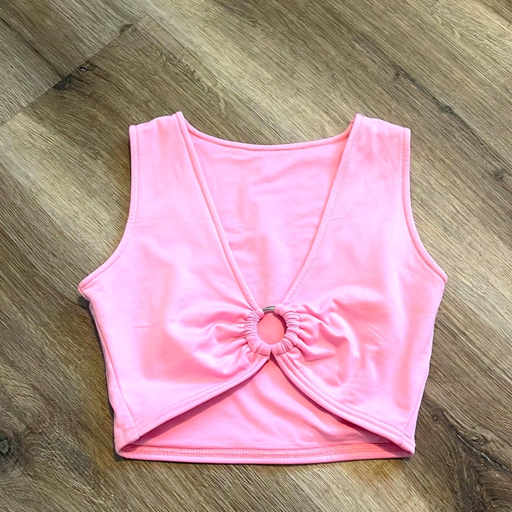 Hot pink crop!!